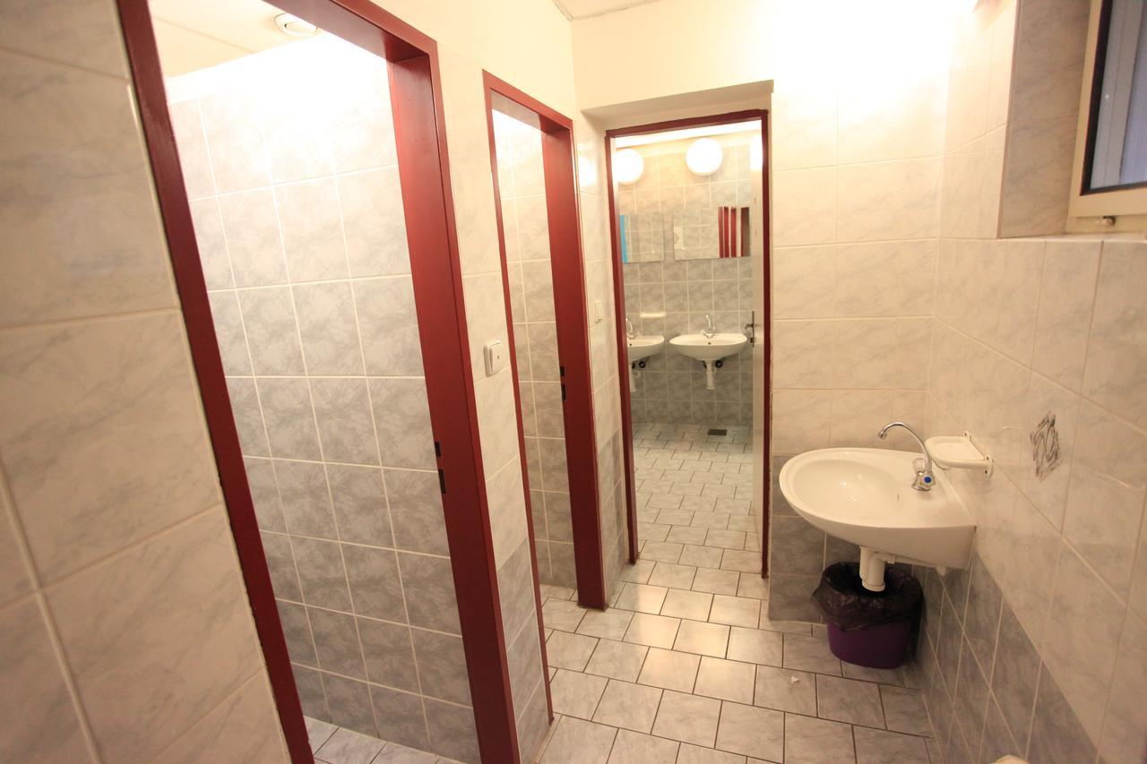 Hostel Sinkule Praag Buitenkant foto